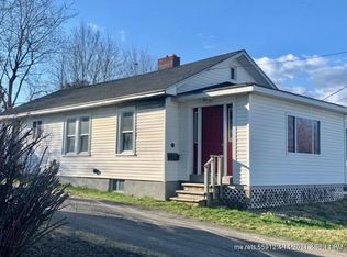 2 Broad St, Waterville, ME 04901