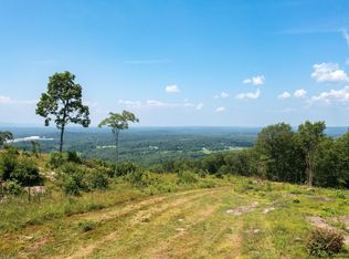 33 E Hook Cross Rd, Hopewell Junction, NY 12533