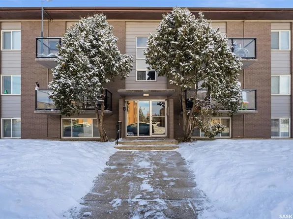 UNIT 6-2 Summers PLACE, Saskatoon, SK S7H 3W4