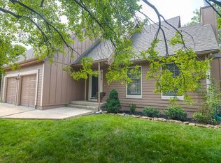 8116 Swarner St, Lenexa, KS 66219