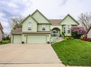 20992 W 116th Ter, Olathe, KS 66061