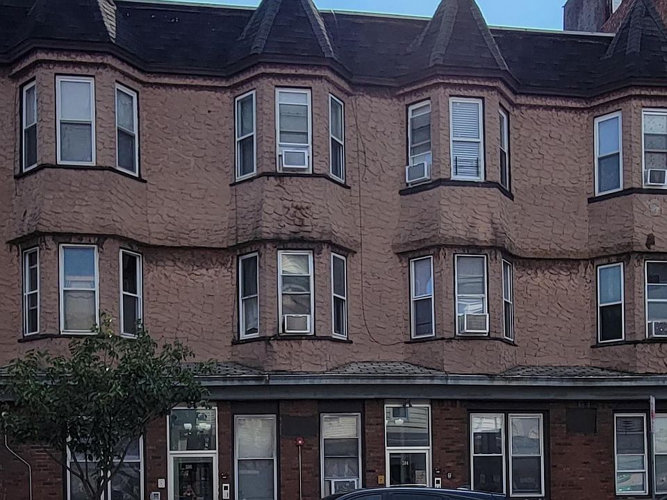 2nd image of 594 W Side Ave APT 6