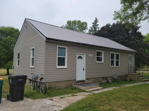 106 8th Ave, Freeborn, MN 56032