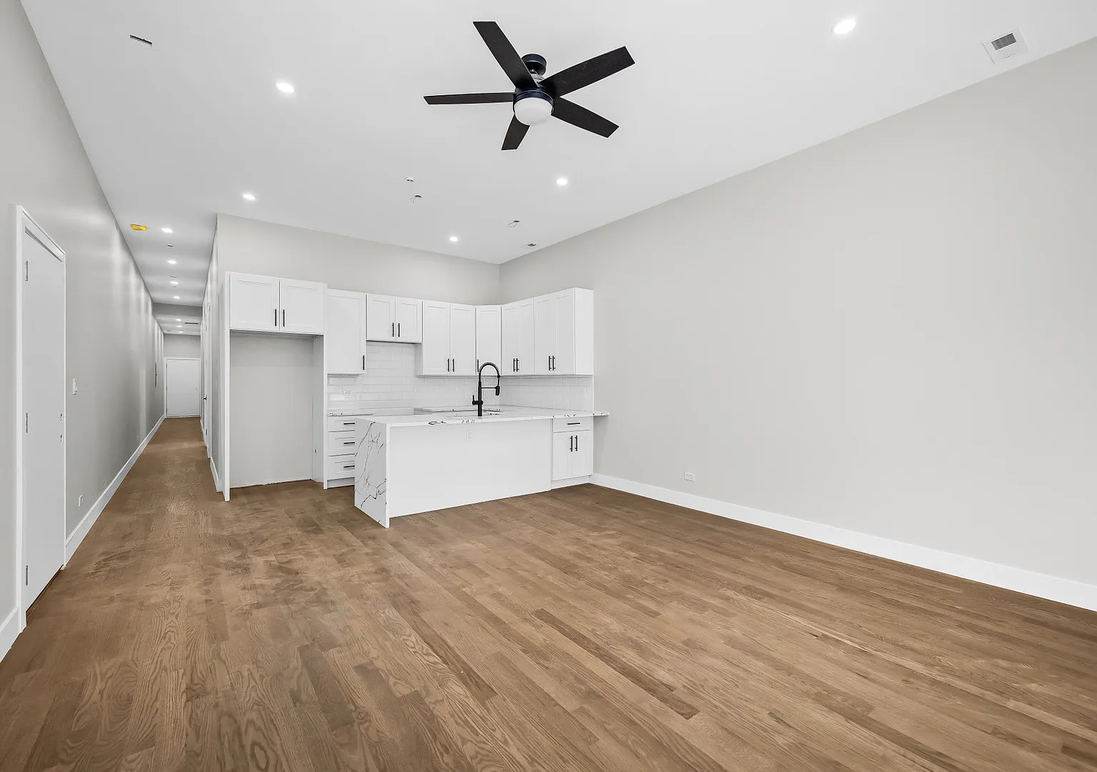3 bed, 1700 sqft, $3,400 — Photo 3