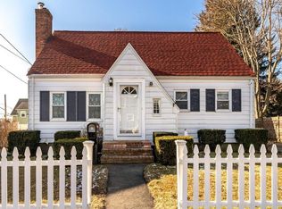 33 Sunnyside Park, Saugus, MA 01906