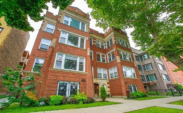 1st image of 6738 S Crandon Ave APT 2