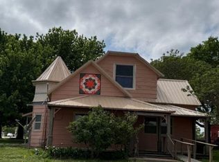 503 Elm St, Burden, KS 67019
