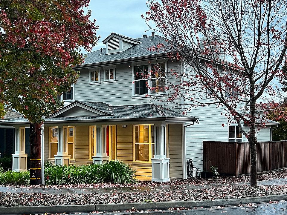 1st image of 651 McGinnis Cir