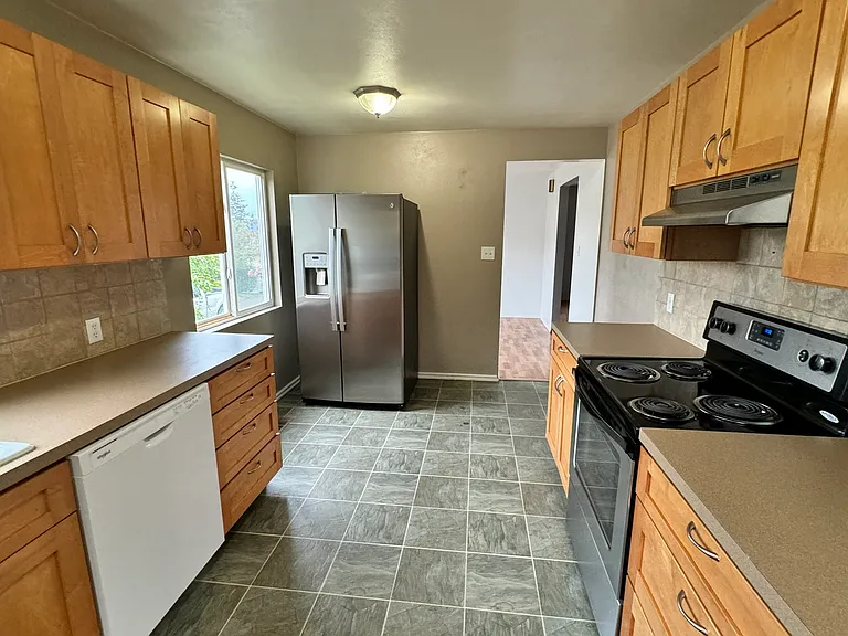 3013 W 2nd St — Photo 40