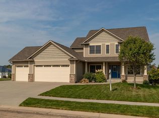 1617 Echo Ridge Rd SW, Rochester, MN 55902