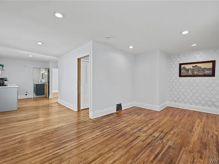 11 Baynes St — Photo 15