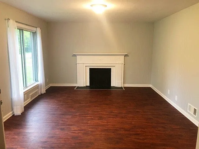 2 bed, 2.0 bath, 900 sqft, $1,025 — Photo 3