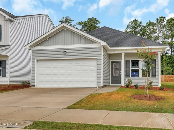 438 Galloping Foal Way SE, Bolivia, NC 28422