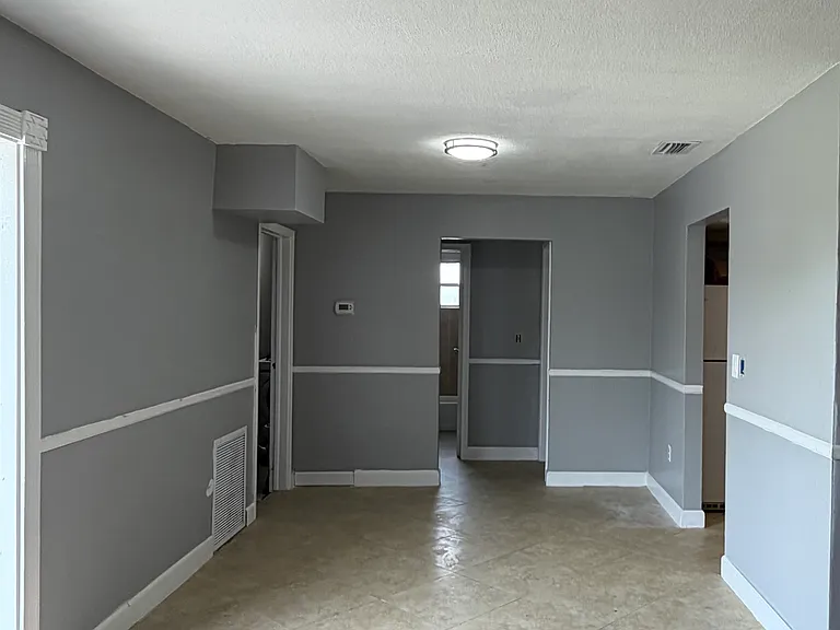 8381 NW 28th Pl — Photo 9