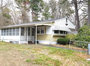 11 Natureway Cir, Halifax, MA 02338