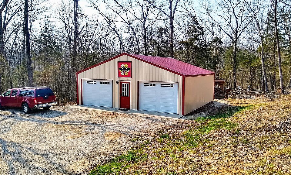 2nd image of 808 Ren Val Rd