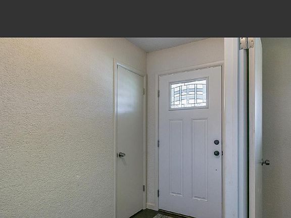 2nd image of 7100 Vinewood St