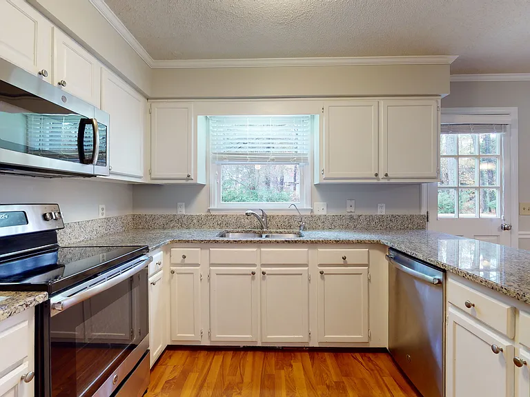 103 Bushberry Ct — Photo 15