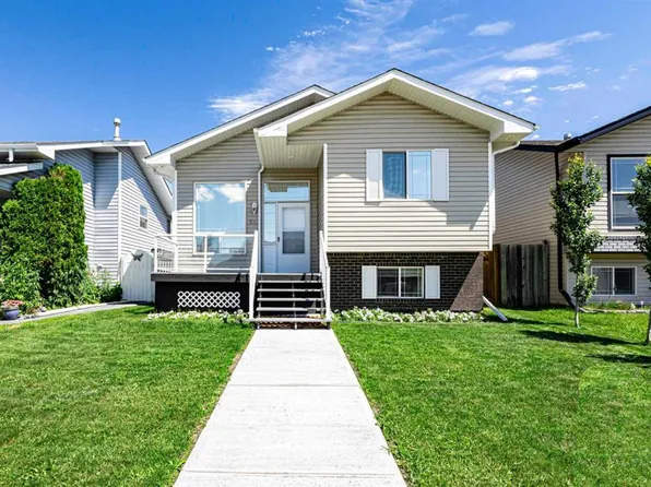 13 E Duval Cres, Red Deer, AB T4R 2Y7