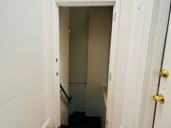 6008 Polk St #A, West New York, NJ 07093