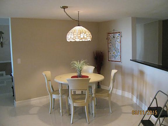 Breakfast nook
