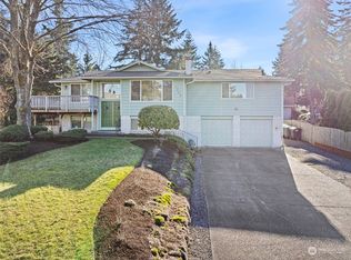 1509 Woodside Dr, Fircrest, WA 98466