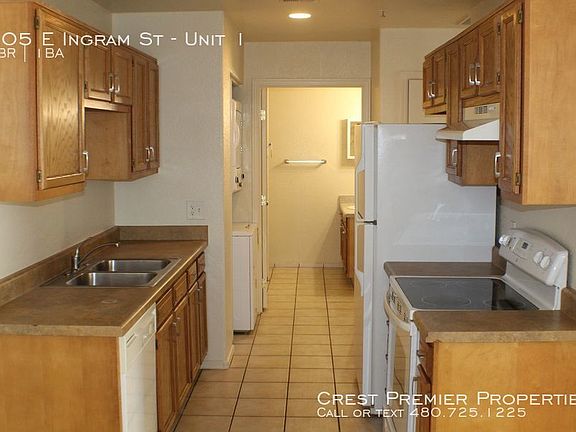 3rd image of 105 E Ingram St APT 1