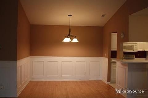 4th image of 44865 Marigold Dr