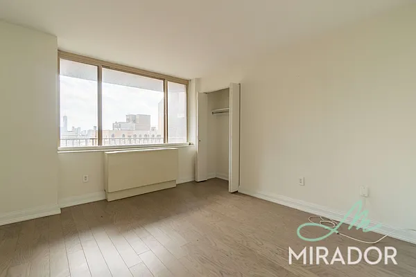Rented by Mirador Real Estate | media 37