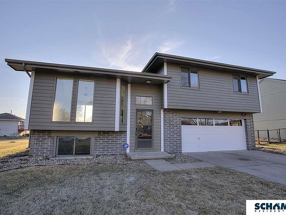 2nd image of 2327 Hogantown Dr
