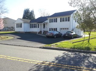 123 Crescent Rd, Florham Park, NJ 07932