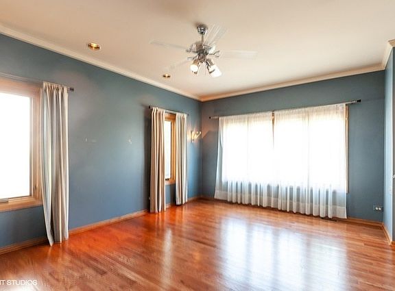 4th image of 611 Salceda Dr