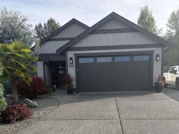246 Lodgepole Dr, Parksville, BC V9P 2Z6