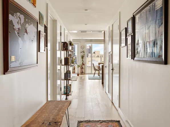 169 Huron Street image 4 of 11