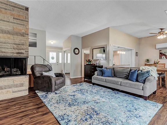 4th image of 454 Brookwood Dr