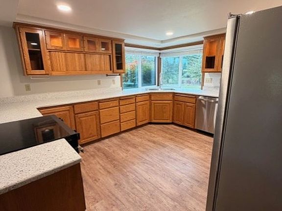 3rd image of 23601 Labare Rd #A