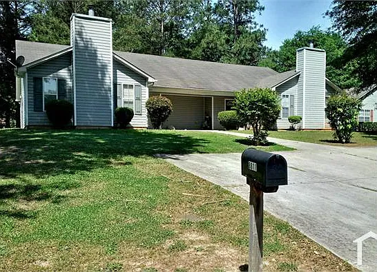 8811 Freedom Way — Photo 2