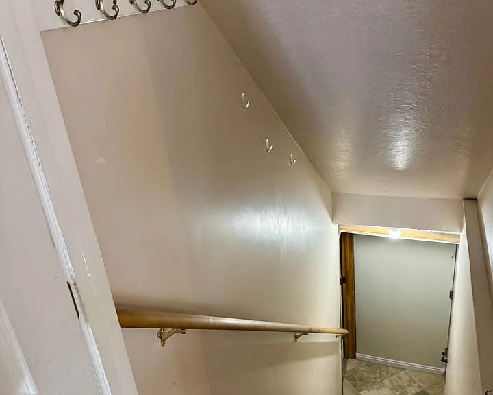675 E 500 N — Photo 30