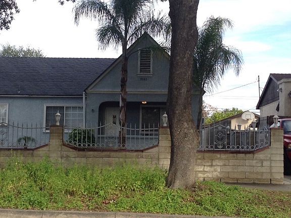3rd image of 2063 N Sierra Way
