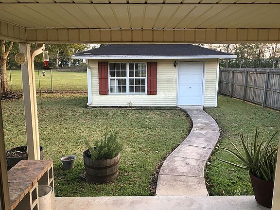 Detached shed