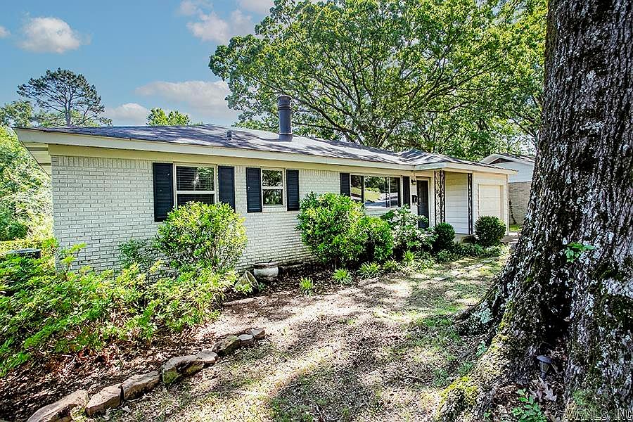 1st image of 3806 Idlewild Ave