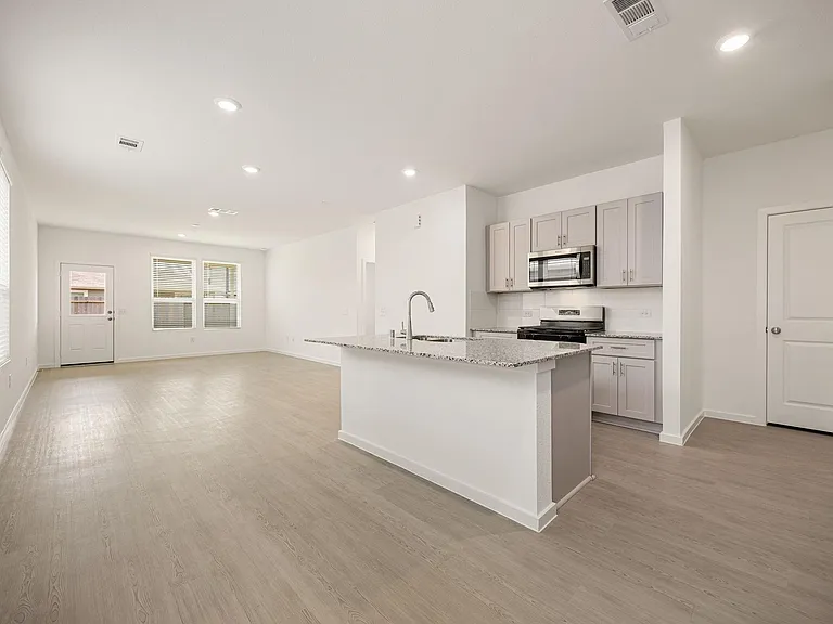 26270 Arrowleaf — Photo 10