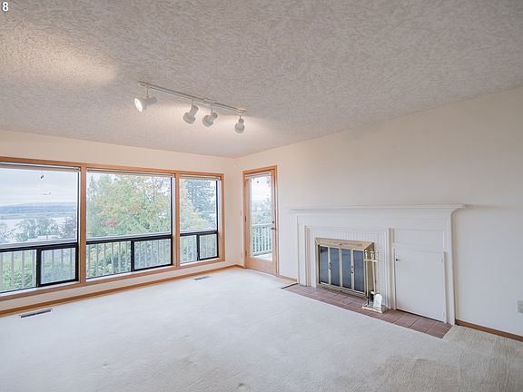3rd image of 6401 SE Evergreen Hwy
