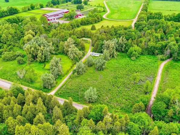18023 Horseshoe Hill Rd, Caledon, ON L7K 2B8