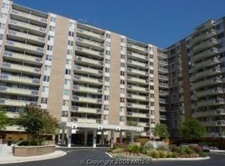 3001 Veazey Ter NW APT 220, Washington, DC 20008