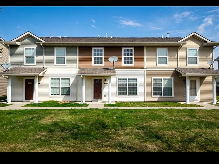 10038 Agate Ln — Photo 4
