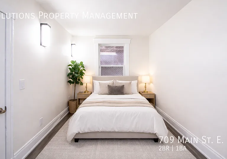 709 Main St E #2 — Photo 5