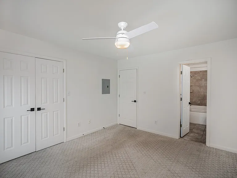 2743 Dilworth Heights Ln — Photo 18