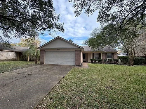 4007 Issacks Way Photo 1