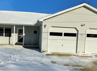 1415 Crosstown Ave, Silvis, IL